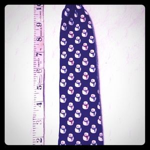 Small boys tie